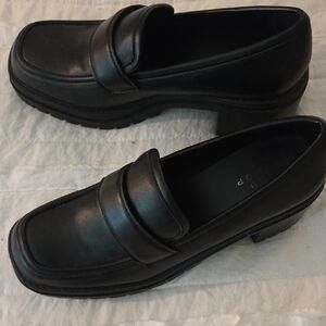 Black Leather Loafers for Women